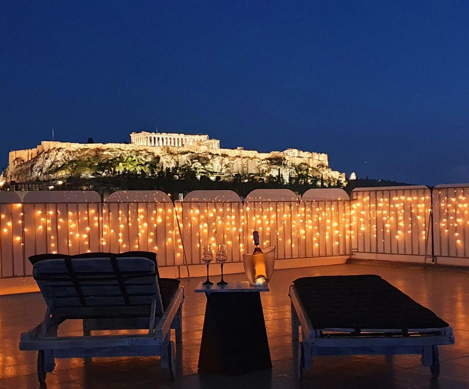 Acropolis View In The Heart Of Monastiraki
